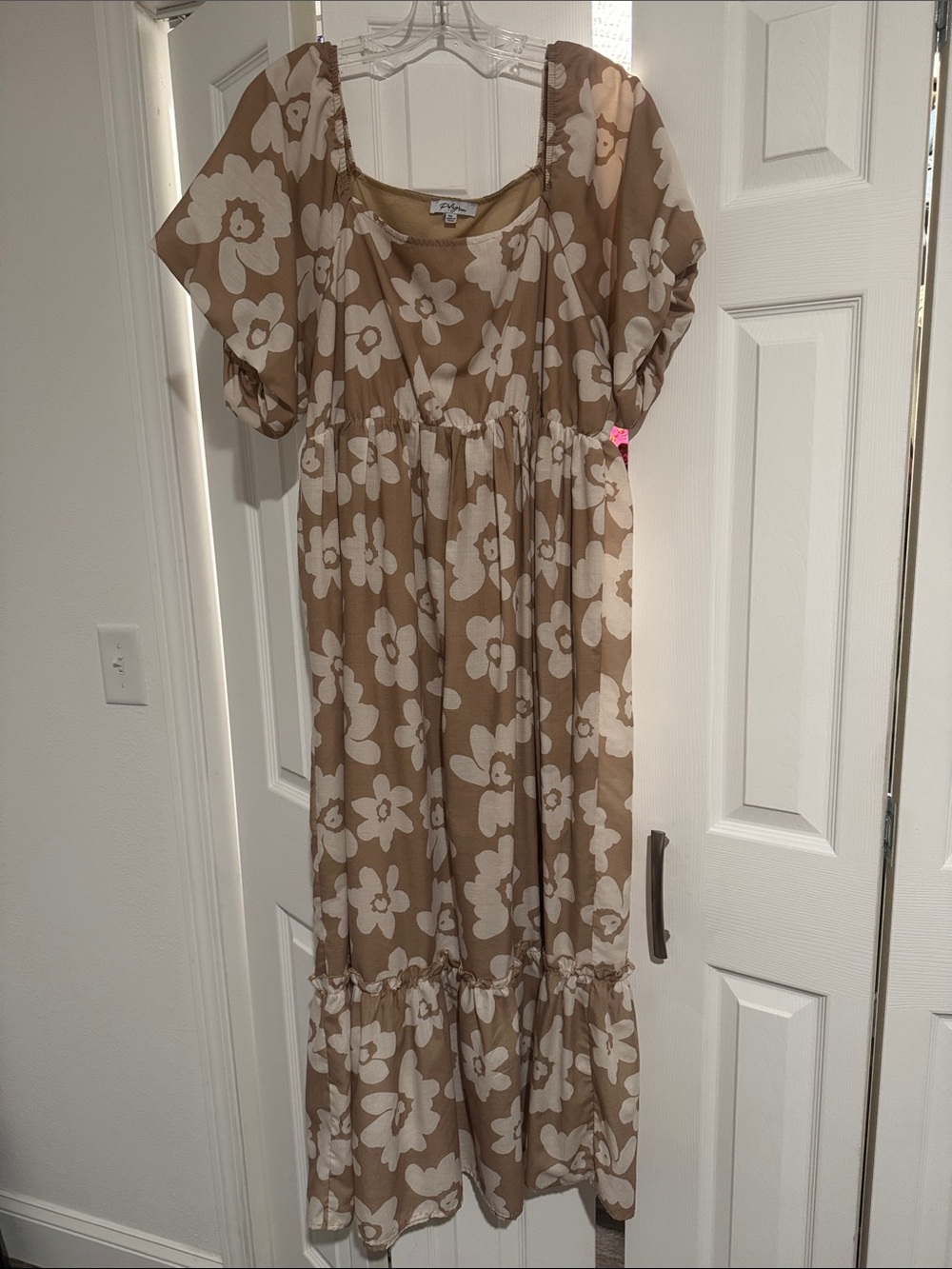 Polagram Beige and Cream Floral Top